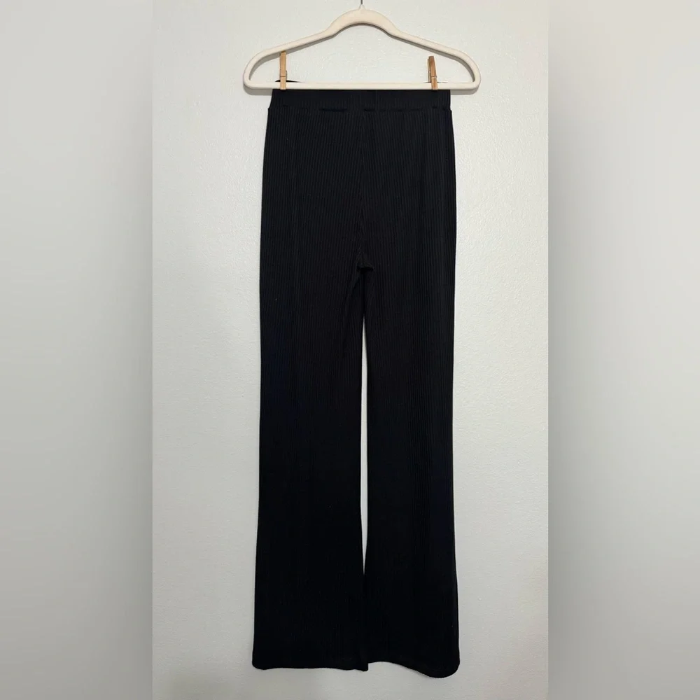 House of Harlow 1960 Black Wide Leg Flare Ribbed Pull On Pants - Medium - Picture 4 of 6